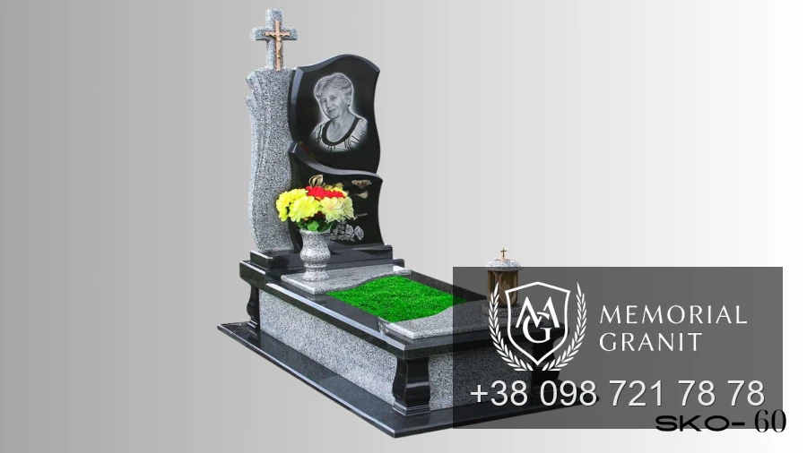 Одинарний пам'ятник з чорного та сірого граніту