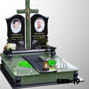 Подвійний пам'ятник з чорного та зеленого граніту