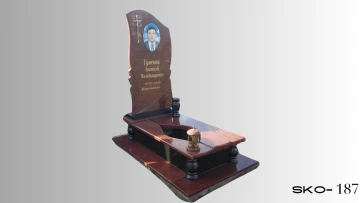Одинарний пам'ятник з червоного граніту