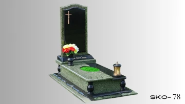 Одинарний пам'ятник з зеленого граніту